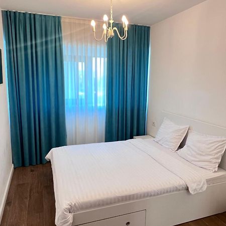 Central Metropolitan Bright 1 Yaş Dış mekan fotoğraf